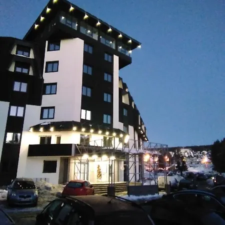 Lela Kop Kopaonik