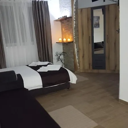 Lela Kop Apartment