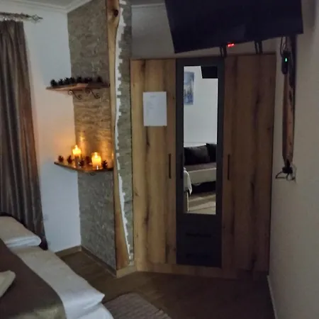 Lela Kop Apartment