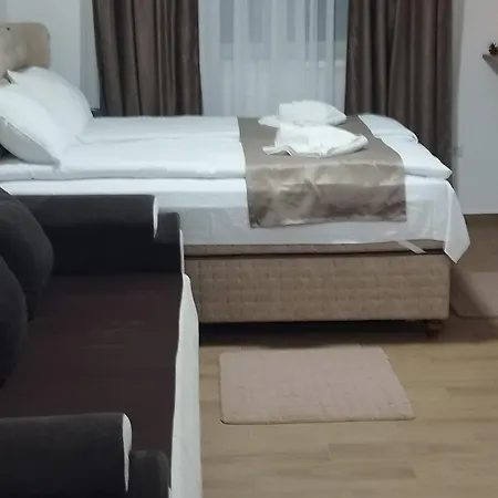Lela Kop Apartman *
