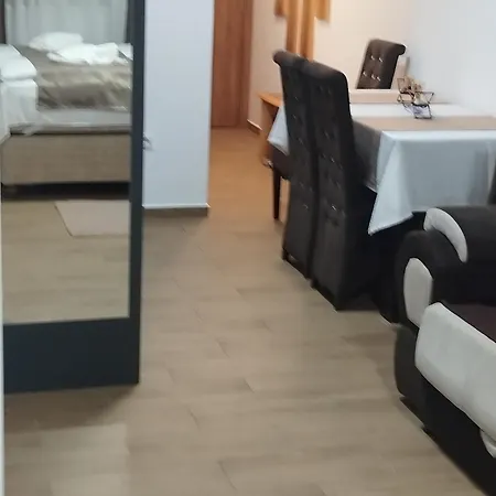 Lela Kop Kopaonik