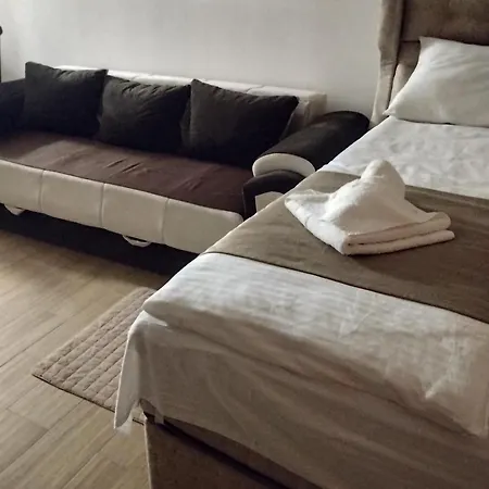 Lela Kop Apartment *